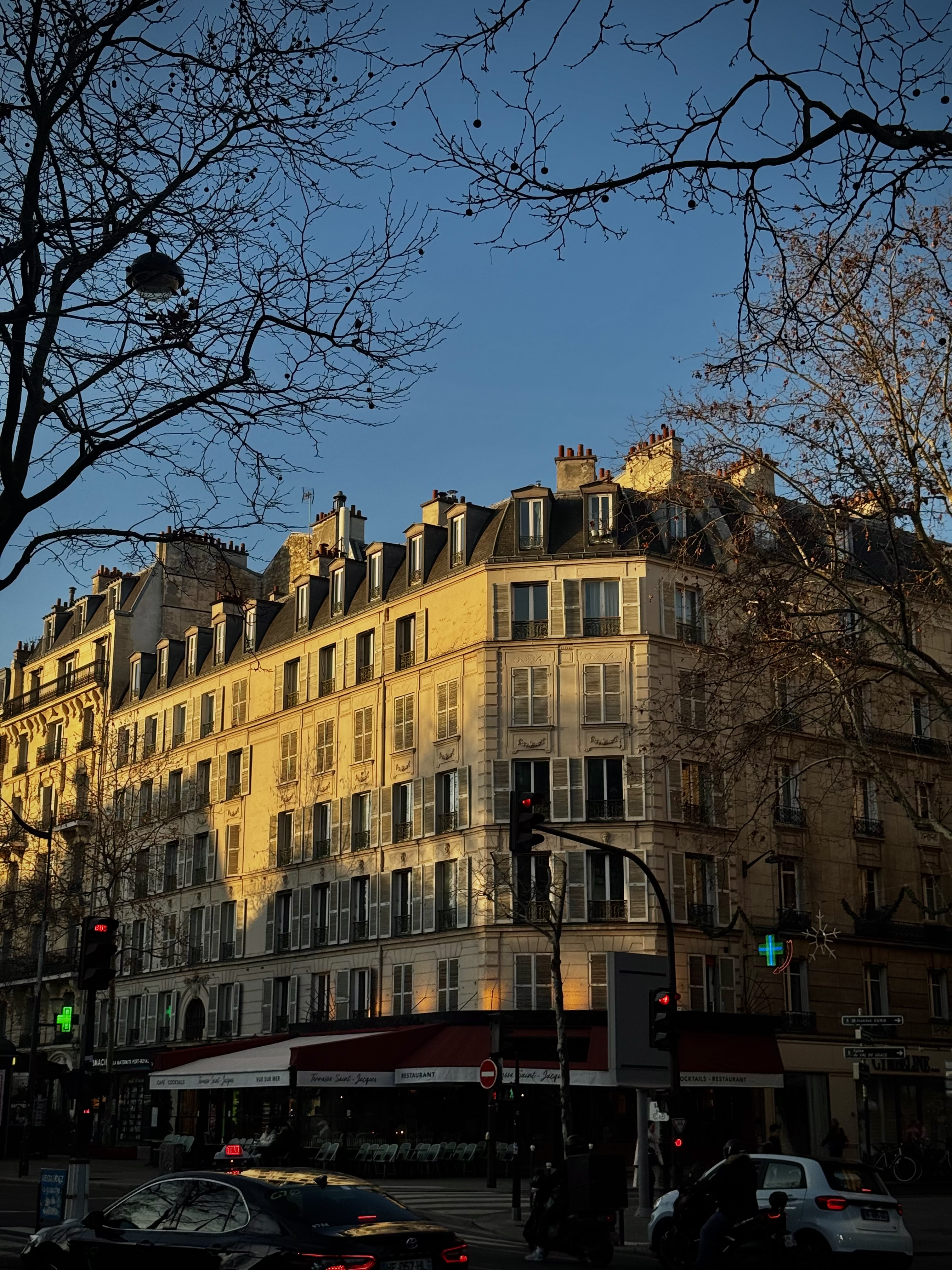 Parler aux autres pour se comprendre soi-même